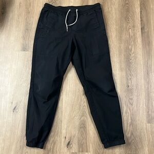 Vuori Ripstop Joggers. EUC.